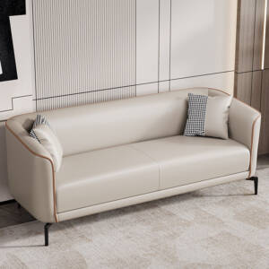 أريكة بتصميم بسيط من الجلد