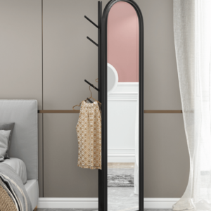 علاقة بمرآة دوارة