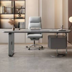 مكتب بتصميم فريد