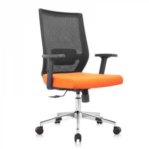 كرسي مكتب بتصميم عملي