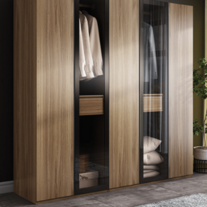 خزانة ملابس Yisenburg