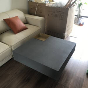 طاولة قهوة بتصميم فريد