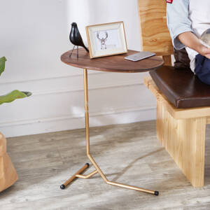 طاولة القهوة بتصميم أنيق مميز